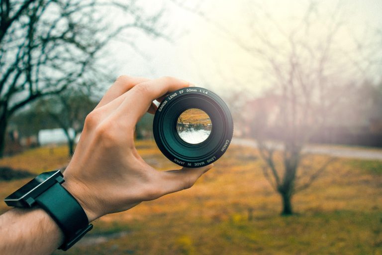 Lens, camera, taking photos — MetaTrader 4: The Go-To Platform for Forex and CFD Trading